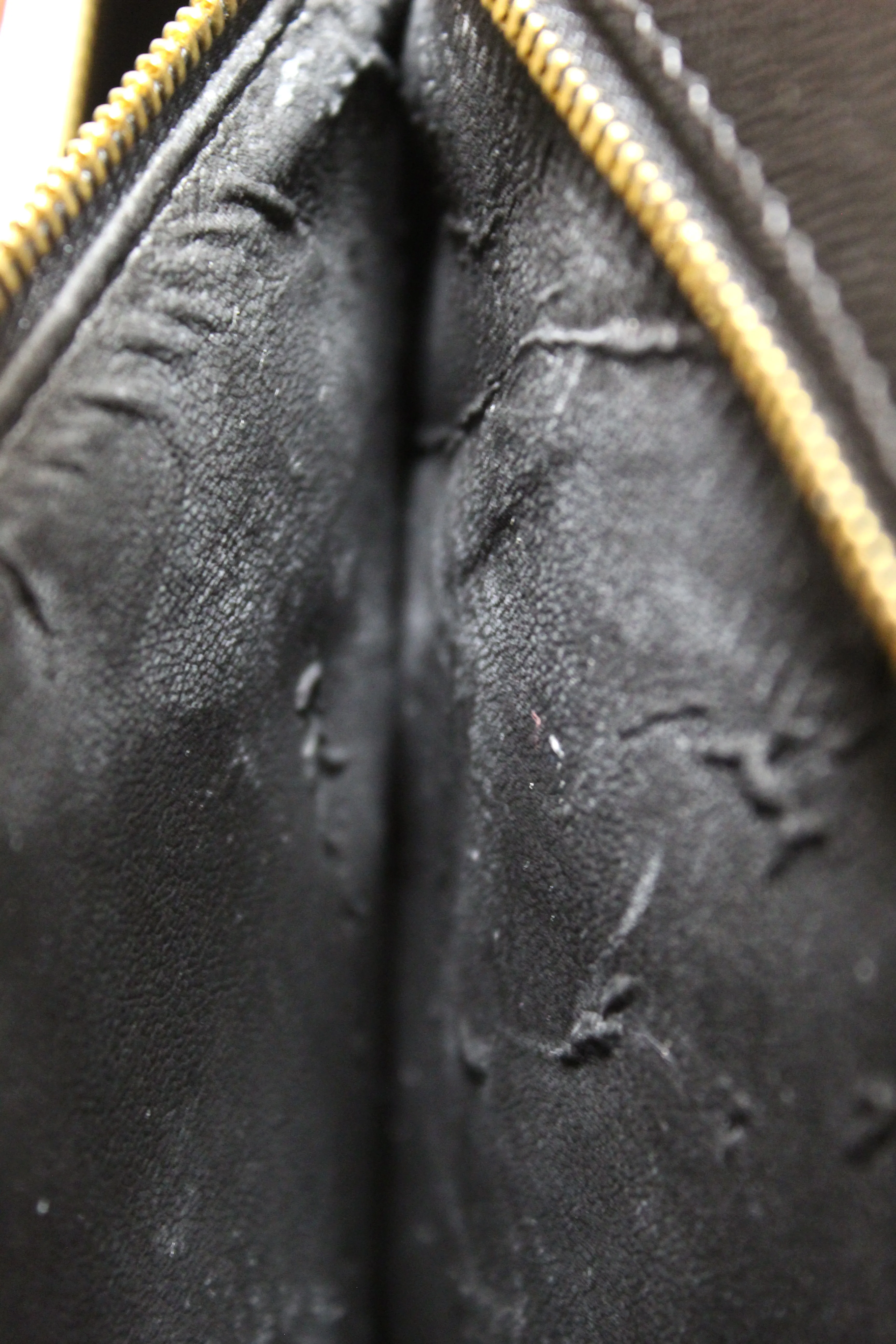 Authentic Louis Vuitton Black Epi Leather Porte-Documents Voyage Briefcase Business Bag