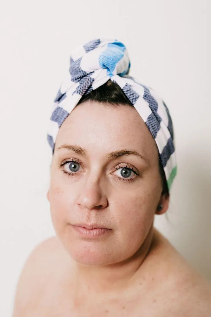 LIGHTWEIGHT HAIR WRAP