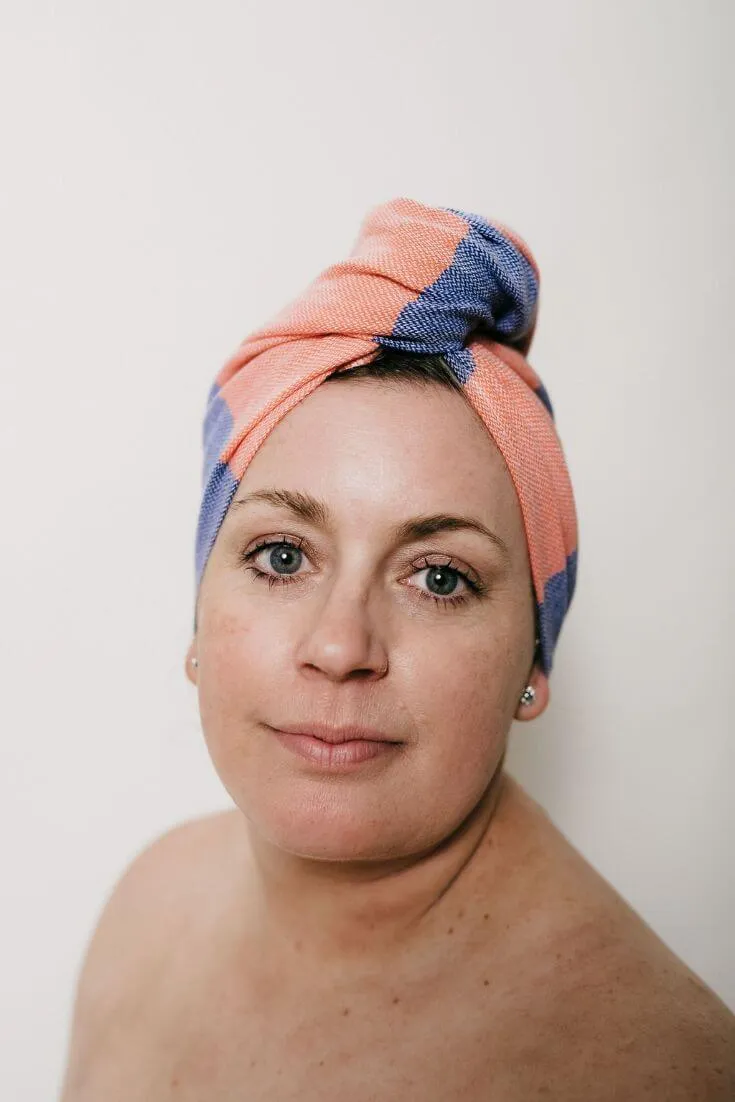 LIGHTWEIGHT HAIR WRAP