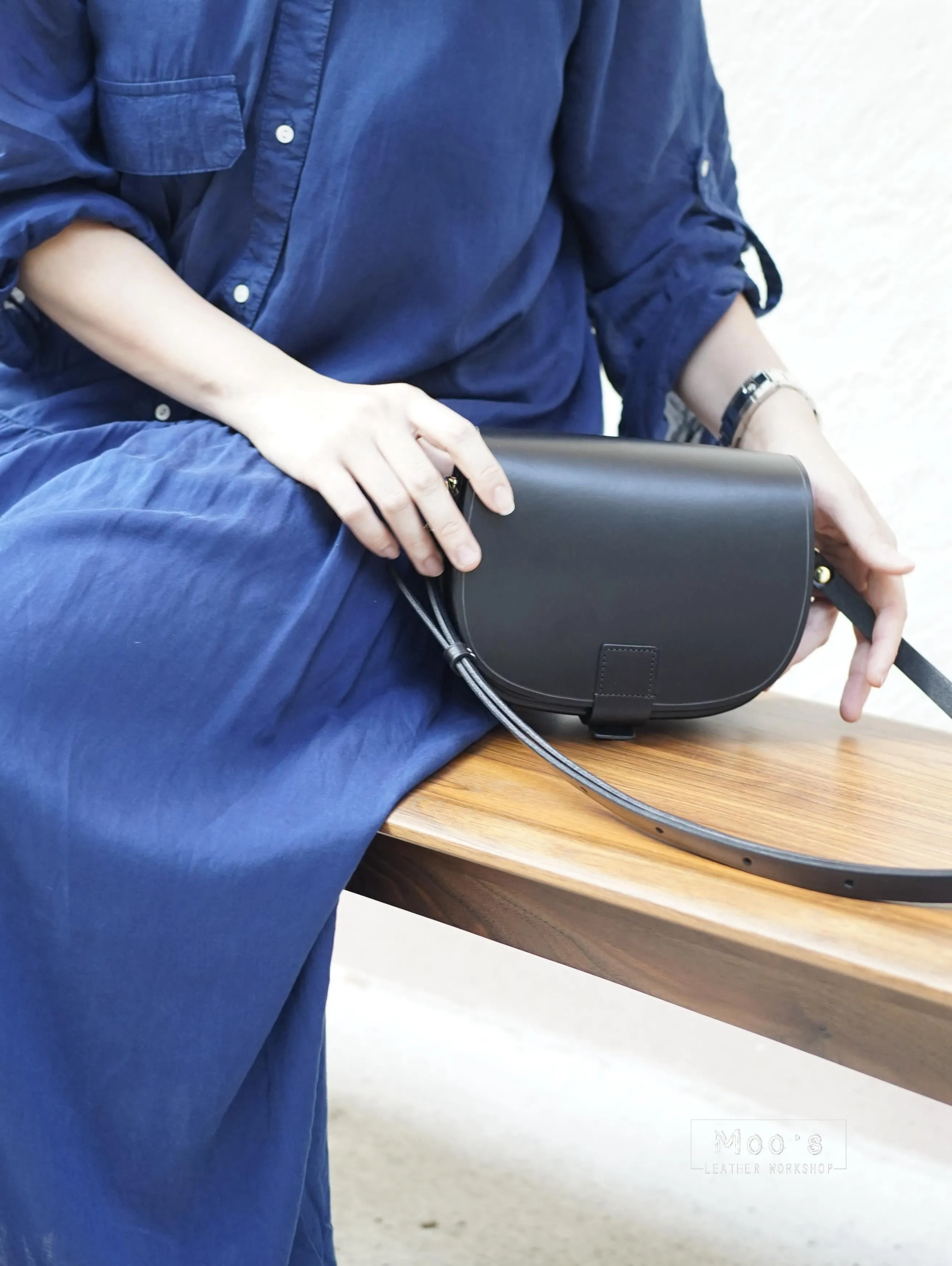 MINI horseshoe bag   RAW (複製)