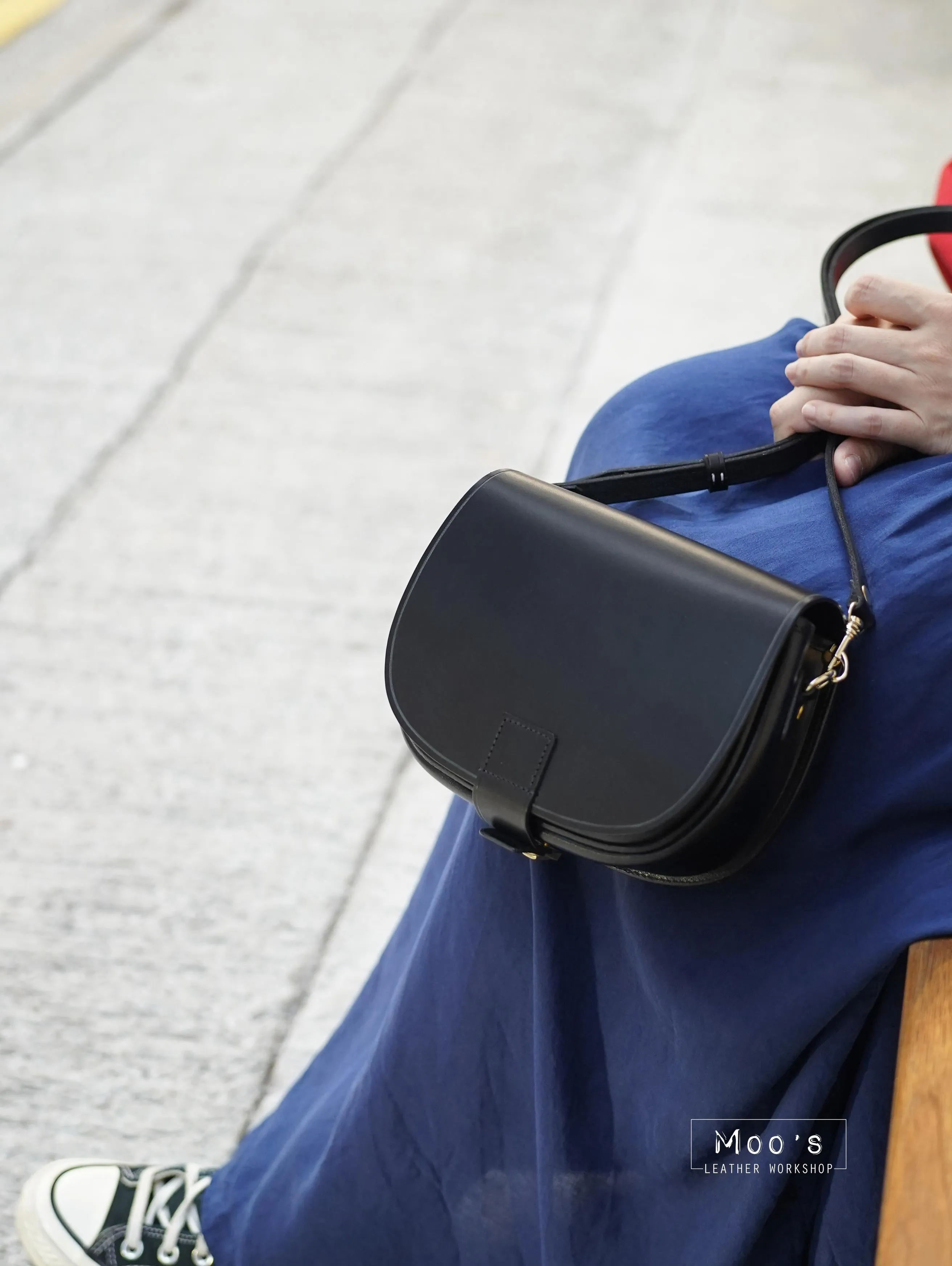 MINI horseshoe bag   RAW (複製)