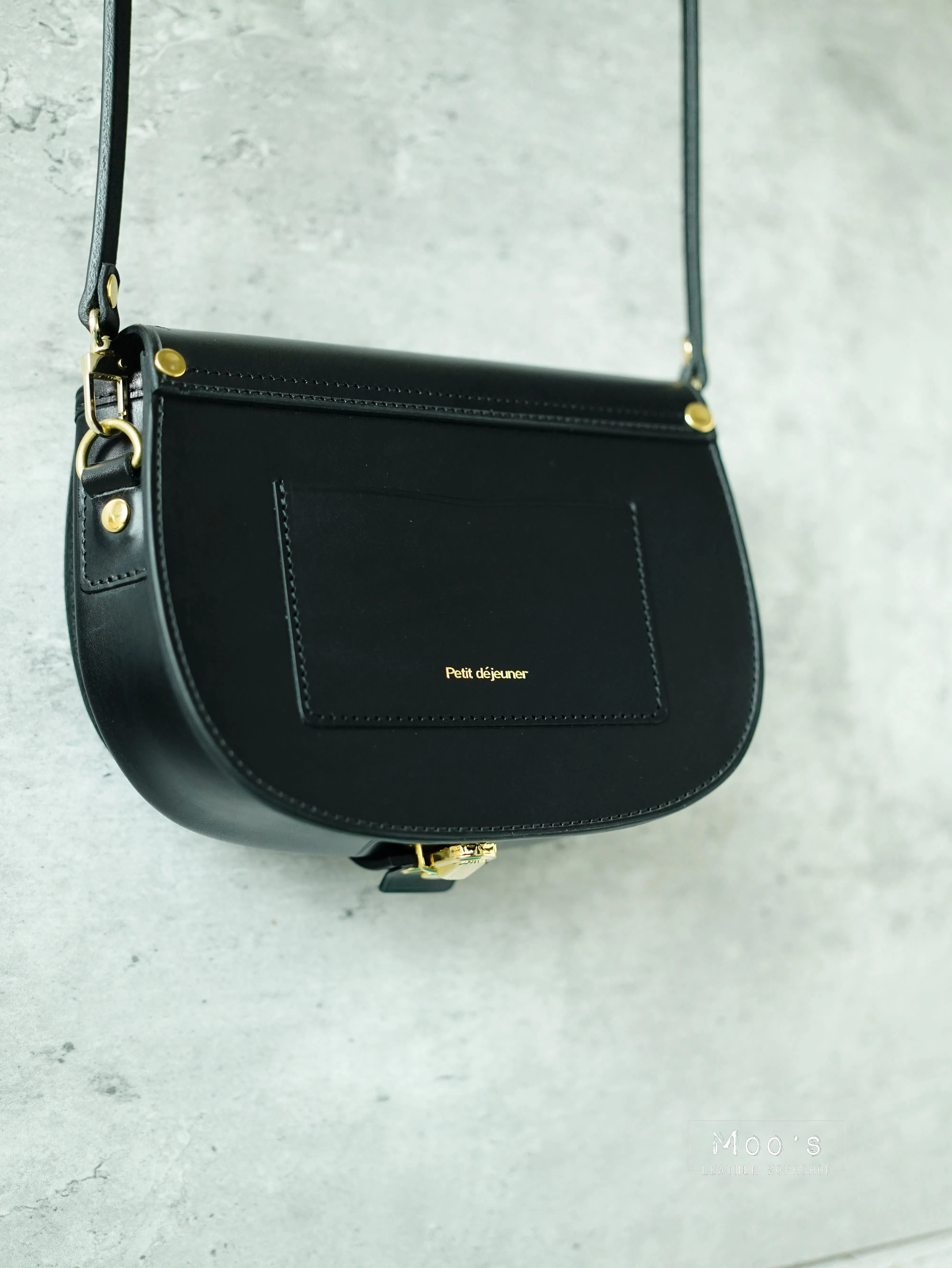 MINI horseshoe bag   RAW (複製)