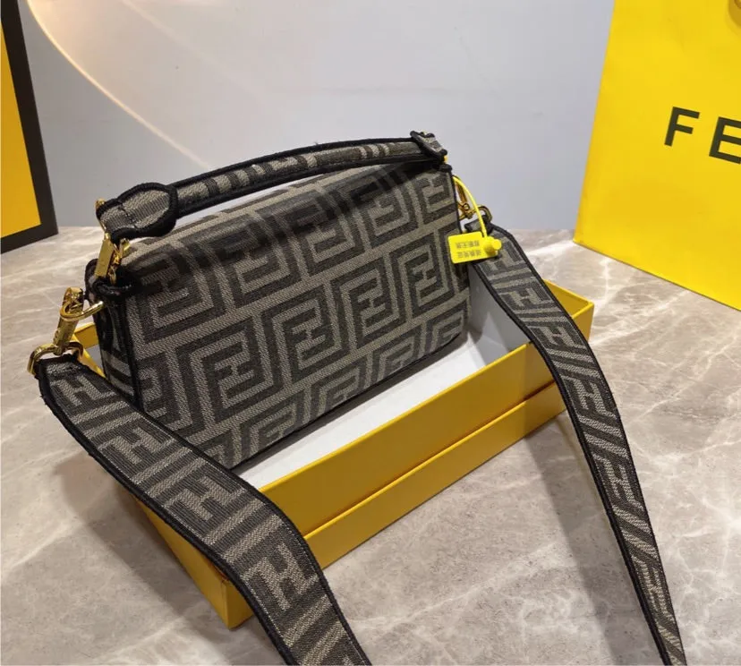 New woman Fendi 2021 handbag