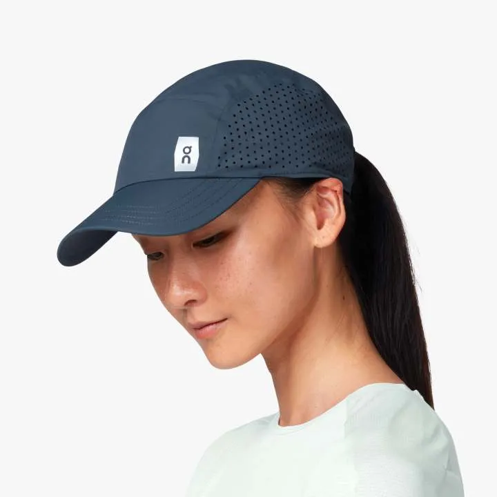 On Lightweight Cap Navy