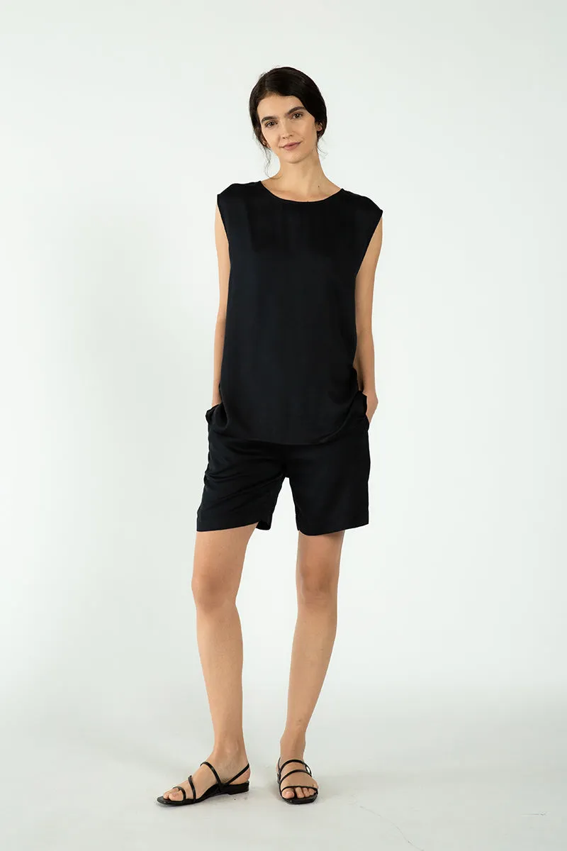Riga Shorts