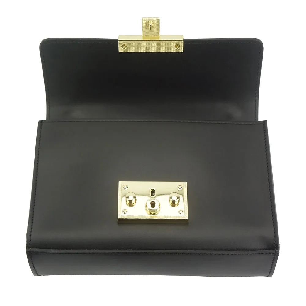 Victoire leather bag