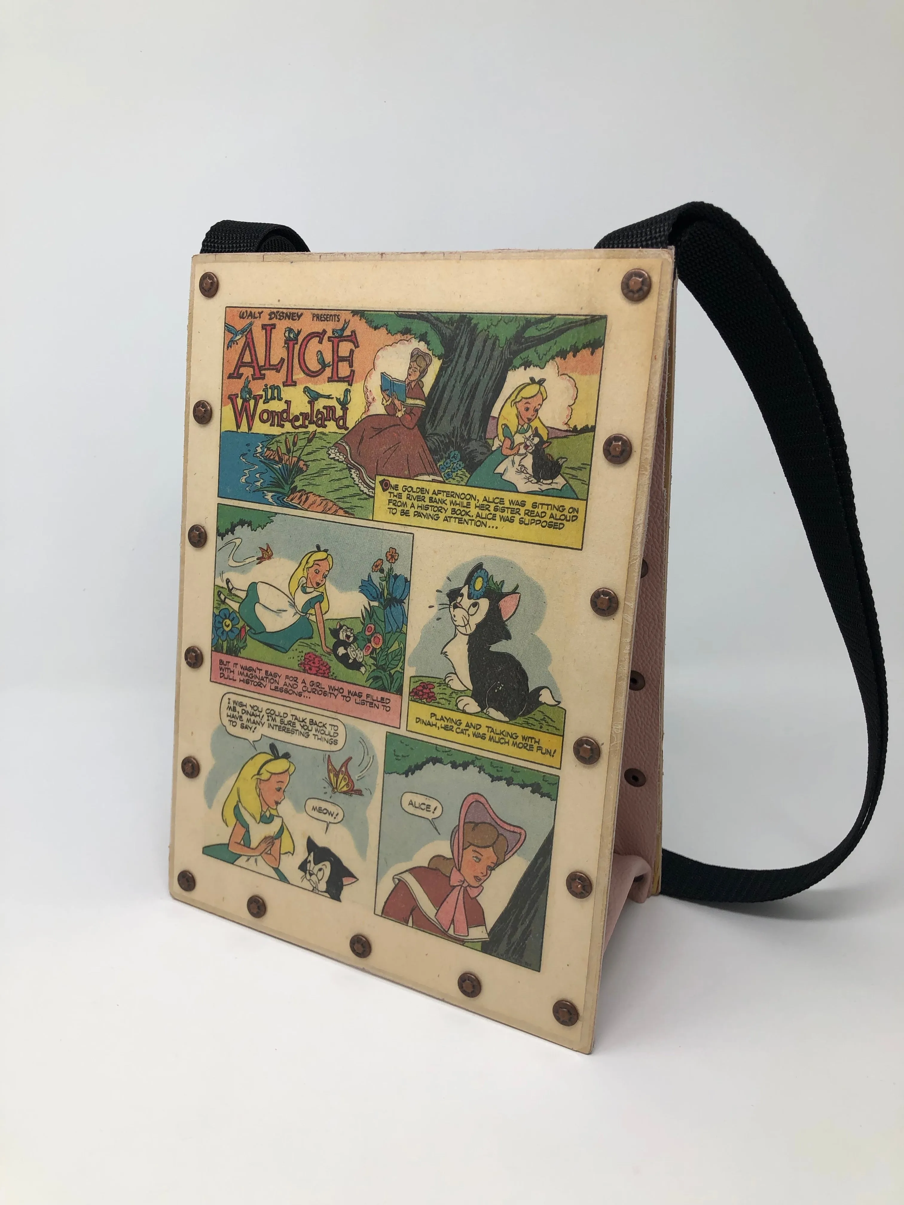 Vintage Dell Comic Book Purse - Disney themed Alice in Wonderland 1951
